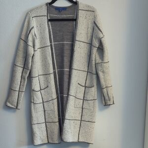 Apt. 9 Cream and Gray Plaid Cardigan
